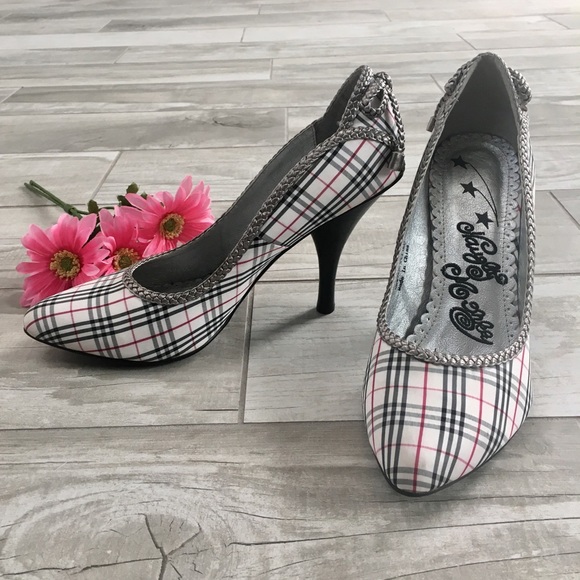 naughty monkey Shoes - Naughty Monkey Stylish Plaid High Heels Like New